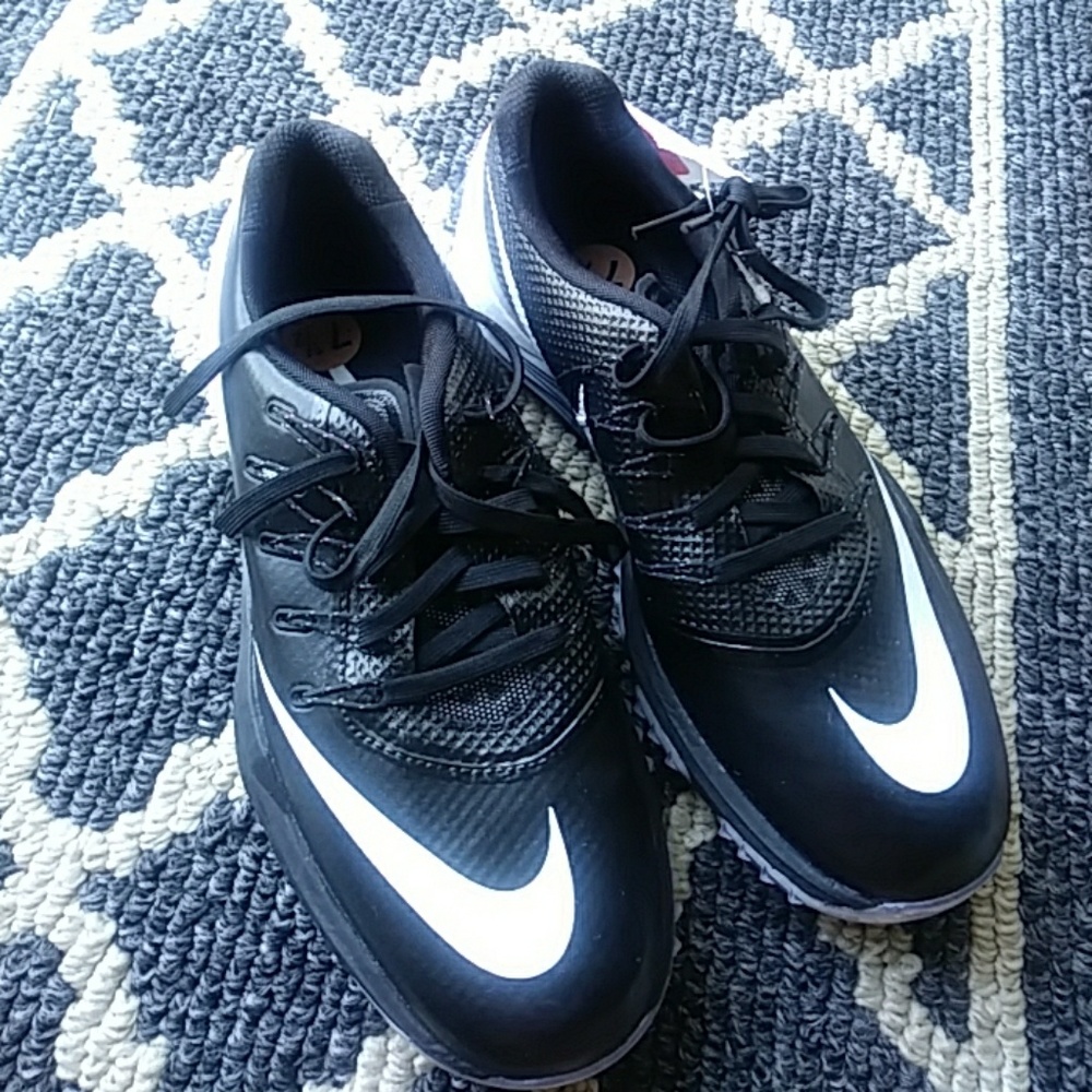 Nike womens cleats size 7.5